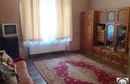 Vanzare apartament 3 camere, 93 mp, boxa subsol, zona Piata Garii