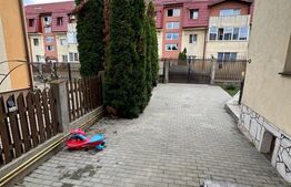 Casa tip Duplex PLUS SPATIU COMERCIAL DE VANZARE