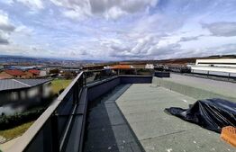 Duplex cu 4 camere, 178 mp utili, cu garaj, panoramă superbă, zona Voronet