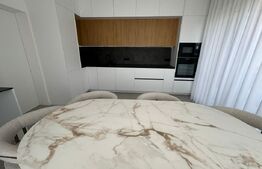 Duplex cu 4 camere, 178 mp utili, cu garaj, panoramă superbă, zona Voronet