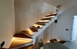 Duplex cu 4 camere, 178 mp utili, cu garaj, panoramă superbă, zona Voronet