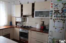 Vanzare apartament 2 camere, 48,50 mp, boxa subsol, zona Stadion CFR