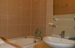 Apartament de vanzare, 1 camera, 45 mp, etaj intermediar, cu parcare inclusa!