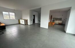 Casa individuala, 4 camere, 3 bai, garaj, zona Beta Residence