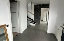 Casa individuala, 4 camere, 3 bai, garaj, zona Beta Residence