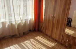 Apartament 4 camere, balcon, etaj 2, bloc izolat, decomandat, beci ,2 bai