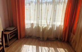Apartament 4 camere, balcon, etaj 2, bloc izolat, decomandat, beci ,2 bai