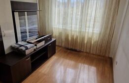 Apartament 4 camere, balcon, etaj 2, bloc izolat, decomandat, beci ,2 bai