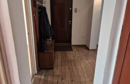 Apartament 4 camere, balcon, etaj 2, bloc izolat, decomandat, beci ,2 bai