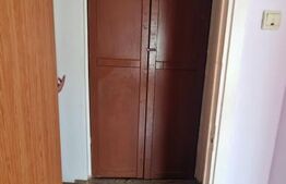 Apartament 4 camere, balcon, etaj 2, bloc izolat, decomandat, beci ,2 bai