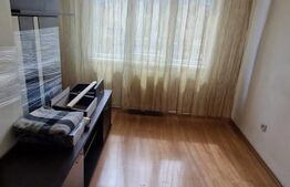 Apartament 4 camere, balcon, etaj 2, bloc izolat, decomandat, beci ,2 bai