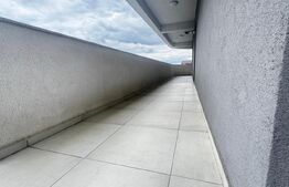 Apartament cu 2 camere, open space, zona Coresi Mall 