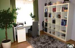 De vanzare apartament 2 camere, 80 mp, parcare, terasa, zona Golden Tulip!