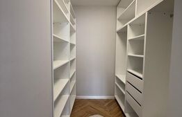 Apartament la cheie, semidecomandat, gradina 10 mp, parcare, zona Terra