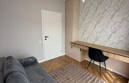 Apartament la cheie, semidecomandat, gradina 10 mp, parcare, zona Terra