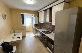 Apartament 2 camere, decomandat, parcare, zona Eroilor 
