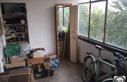 Vanzare apartament 2 camere, 54 mp, terasa, boxa subsol, zona Iulius Mall