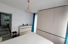 Apartament 2 camere, decomandat, parcare, zona Vivo 