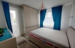 Apartament 2 camere, decomandat, parcare, zona Vivo 