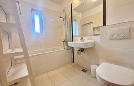 Apartament de 3 camere, parcare, 55 mp, etaj intermediar, zona Tăuți