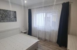 Apartament cu 3 camere, 80 mp, posibilitate de decomandare, parcare, zona Terra