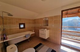 Casa individuala, 4 camere decomandate, 2 bai, 195 mp, zona comuna Jucu