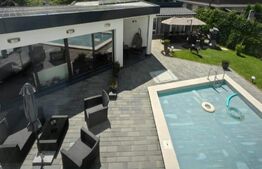 Casa Verde 178 mp, anexa 54 mp, panouri fotovoltaice, piscina, 1.000 mp de teren