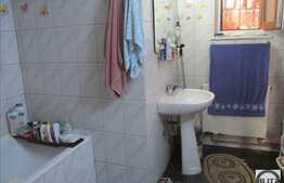 Vanzare apartament 3 camere, 132 mp, terasa, garaj, parcare, zona centrala