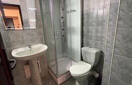 Apartament 4 camere, 82 mp, parcare, zona UMF