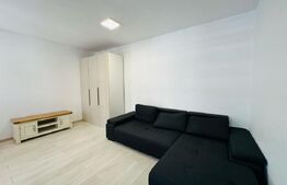 Apartament de vanzare, cu 2 camere tip studio, 40 mp, zona Tractorul