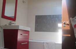 Vanzare apartament 3 camere, 102 mp, garaj, parcare, zona strazii Campului