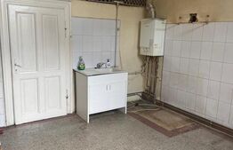 Apartament cu 3 camere, 131 mp, zona Piața Mihai Viteazul