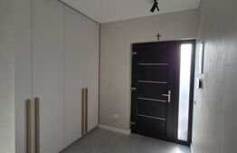 Casa ultra-moderna, cu 4 camere, de vanzare in Brasov