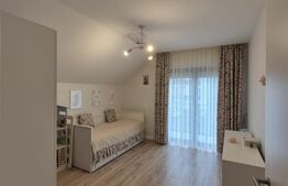 Casa ultra-moderna, cu 4 camere, de vanzare in Brasov