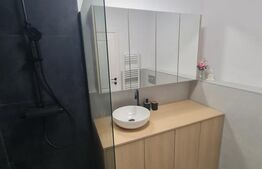 Apartament semidecomandat, posibilitate decomandare, bucatarie inchisa, parcare