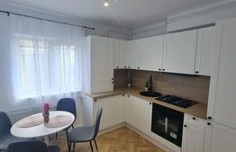 Apartament semidecomandat, posibilitate decomandare, bucatarie inchisa, parcare