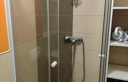 Apartament 3 camere in Tractoru