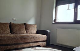 Apartament de Vanzare cu 3 Camere, Suprafață Generoasă și Parcare, Sanpetru