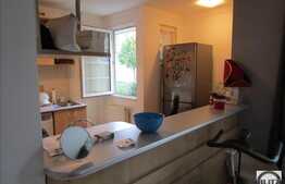 Vanzare apartament 3 camere, 88,95 mp, boxa, parcare, boxa, zona strazii Bucegi