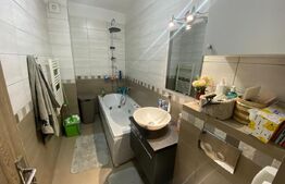 Apartament cu 2 camere decomandate, 58 mp, la cheie, zona Manastur