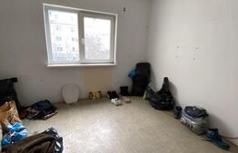 Apartament 3 camere decomandate, etaj intermediar zona centrala 