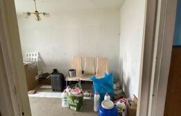 Apartament 3 camere decomandate, etaj intermediar zona centrala 