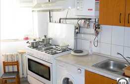 4 camere de vanzare , cu  loc de parcare, boxa la subsol