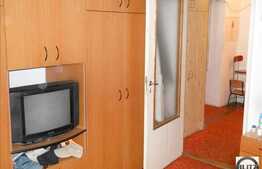 4 camere de vanzare , cu  loc de parcare, boxa la subsol