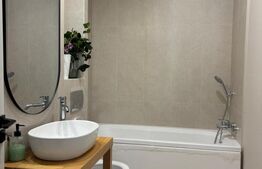 Apartament LUX la prima inchiriere, parcare 2 bai, zona Razoare