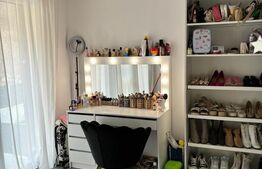 Casa tip triplex, cu 5 camere, 113 mp, teren de  200 mp, zona Vivo