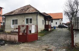 Casa individuala de vanzare, 3 camere, 100 mp, in zona linistita, Corusu