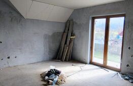 Casa de vanzare cu 5 camere in Rasnov - Brasov