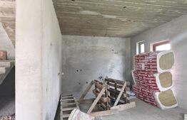 Casa de vanzare cu 5 camere in Rasnov - Brasov