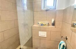 Apartament 3 camere, nemobilat, parcare, zona Plopilor